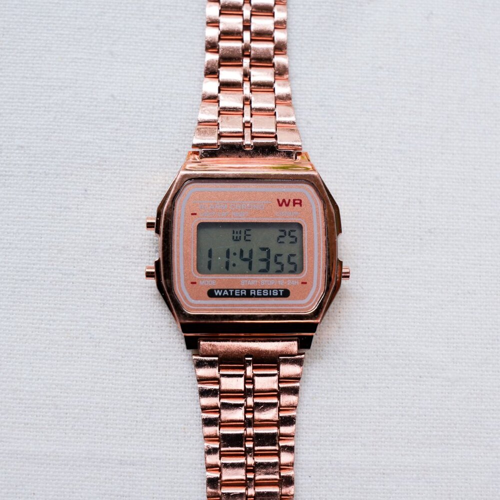 y2k rose gold stainless steel digital watch — pink 2000s retro style - Picture 3 of 12